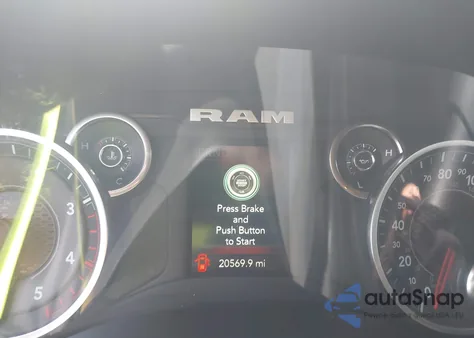 2024 Ram 2500 Tradesman 4X4 6'4 Box z USA, uszkodzony, nr VIN 3C6UR5CL3RG270432